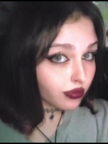 @•✞S̵̒͝Ꮧ𝔅Ɽℑ✞•🧟♀️🏹♑