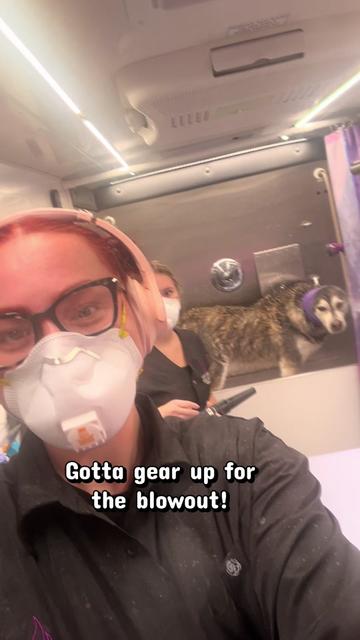 @Justine l Hot Under the Collar