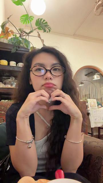 @phwnghi_x