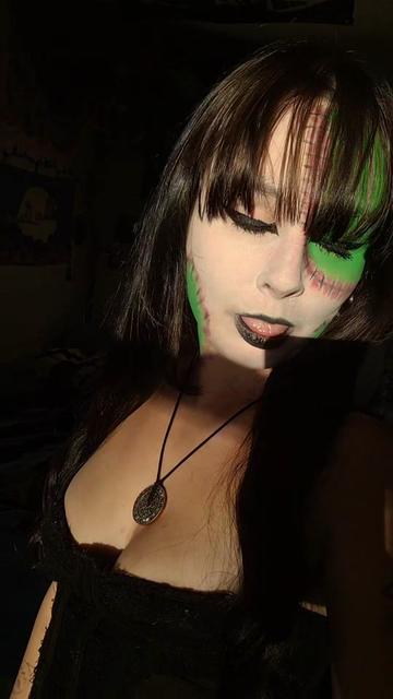 @🖤ゼルダ🥀