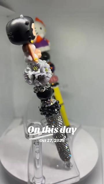 @Leidis Creations 1