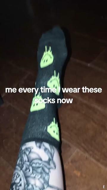@🪦𝕷𝖊𝖊🪦