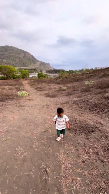 @lelykrackerskincare