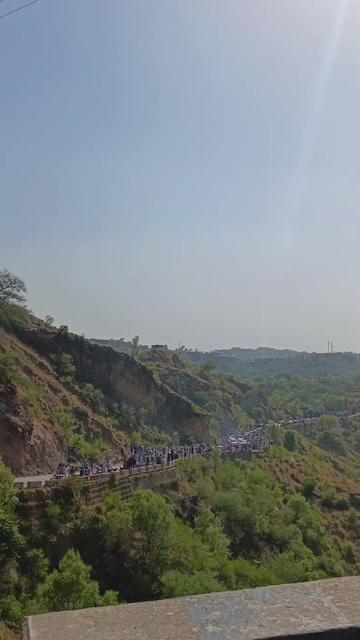 @حسنین کشمیری