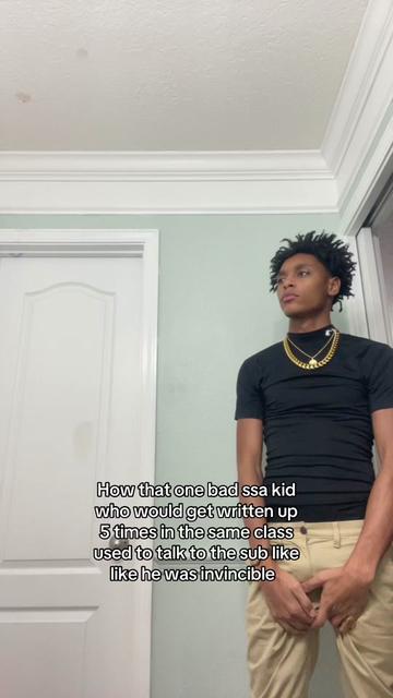 @Kj._.