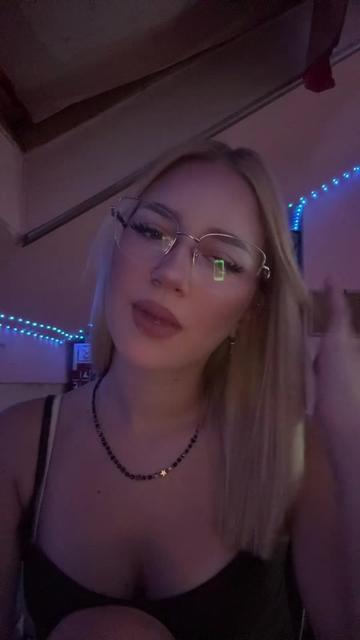@𝒜.𝒱.