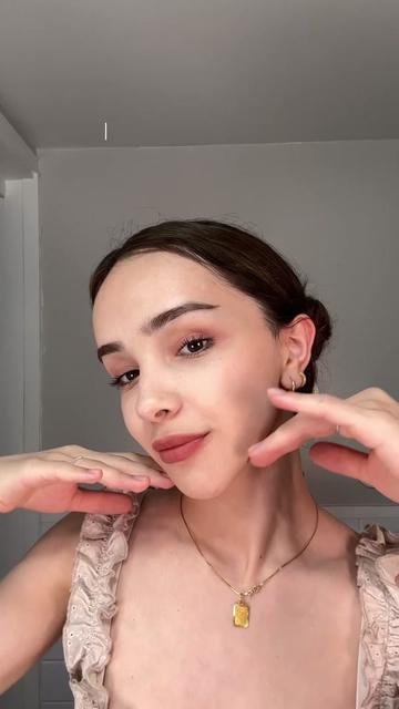 @amína