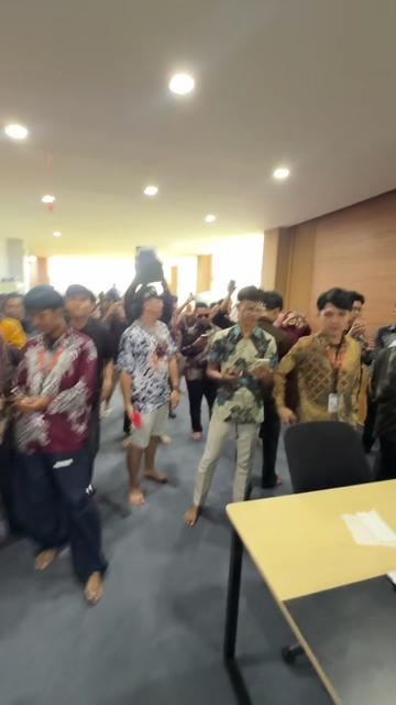 @Fikri Fauzi