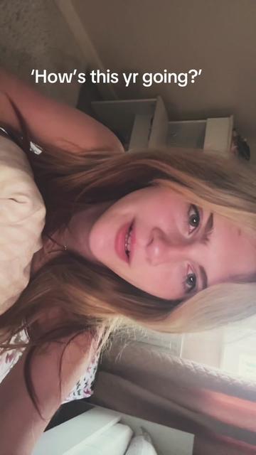 @Lexiee