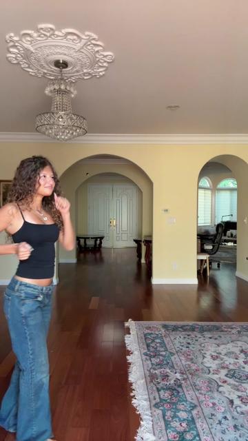 @Elli belle ☀️