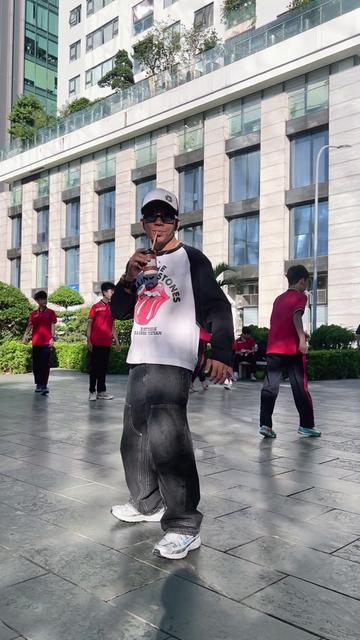 @Công Zẻo 🐍