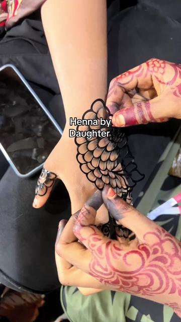 @hennabydaughter2