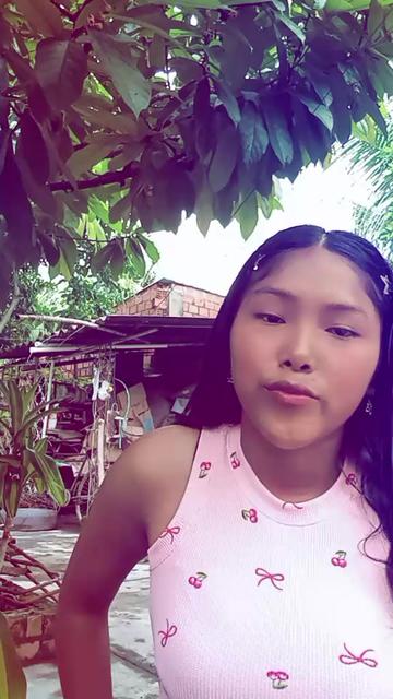 @shinahoteñita🍒🇧🇴