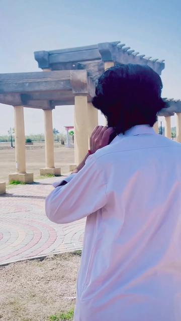 @مــلــنــگـــــّ🥂🎭