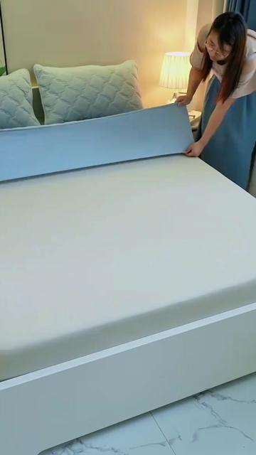 @alicenewworld_uk