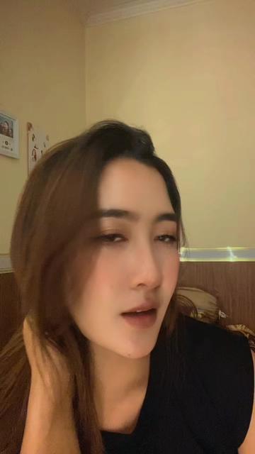 @Melisa Putri🌸🩷