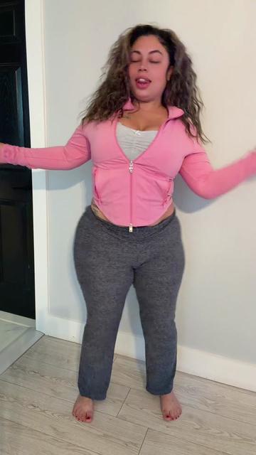 @Pinkyurge💬
