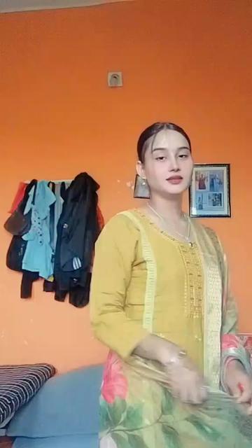 @Khushi🌼🌏❤️
