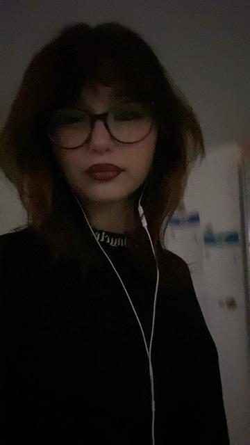 @Leah 🎧🚩