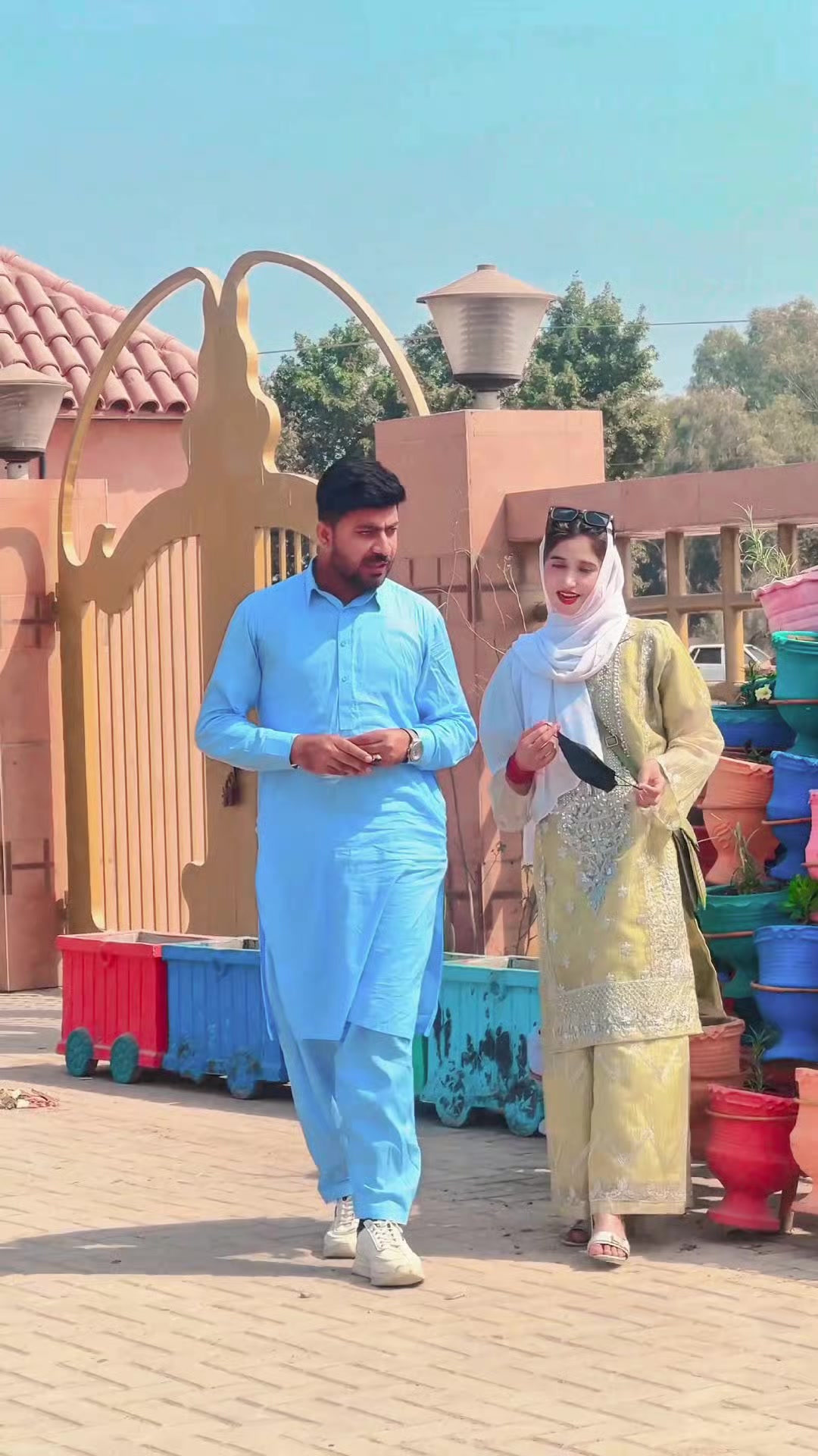 @👑عزیر~Pathan🤍🌼