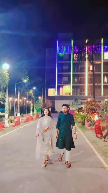 @Nahid Bay