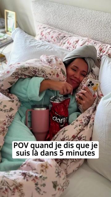 @katemoya_