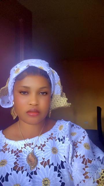 @Èkúnolá❤️💯 ❤️ (waka jéjé)