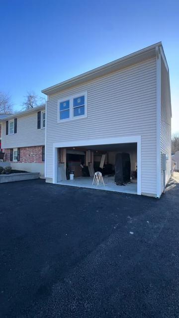 @Bella Overhead Doors LLC