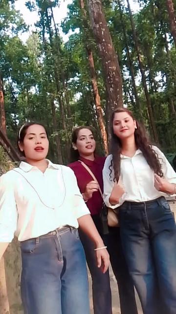 @Aliya Khan