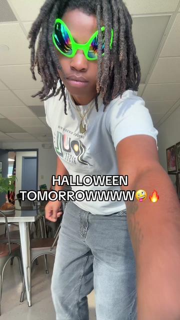 @ms.twirlthemhips 🤪