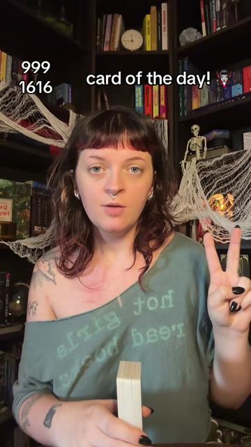 @bone dead tarot | beth ✰