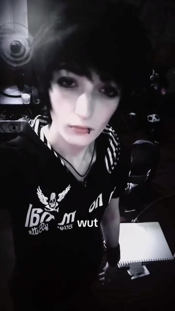@⁺{¬ºཀ°}¬☣︎ Jay