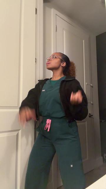 @Amber | Student Nurse 🩺💗