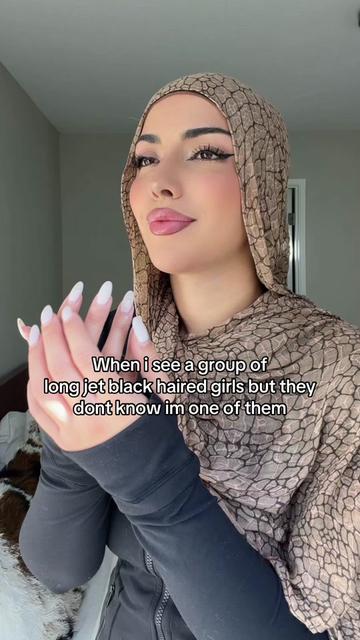@Nesreen 🖤