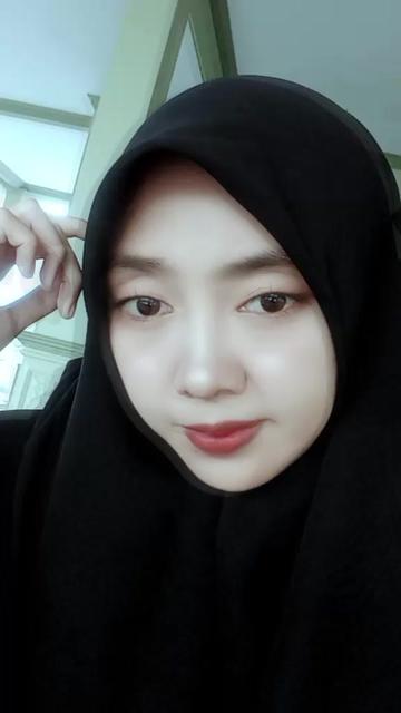 @Butiran debu🌺