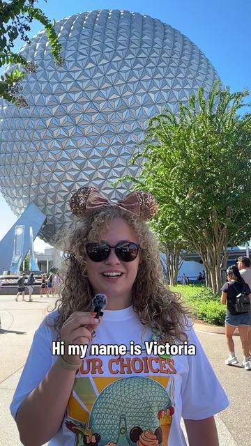 @Victoria🦋