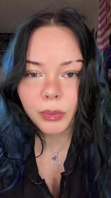 @Meganlove777