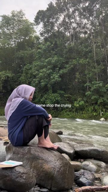 @Tee