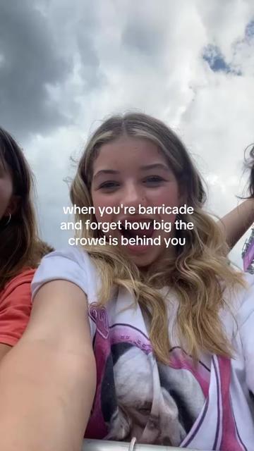 @Liv and Clo ™️