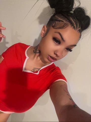 @dionnaaa__