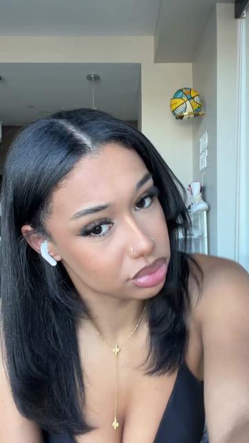@N A Y A