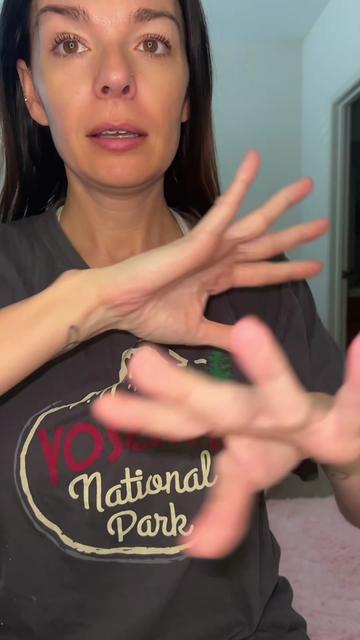 @Keeping.It.Cortney