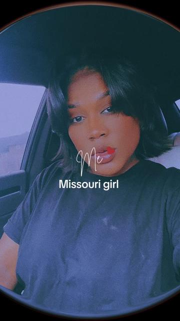 @Monique