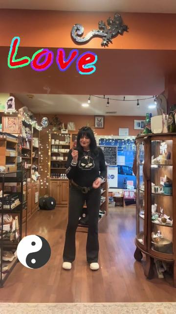 @Holisticapothecaryambler_