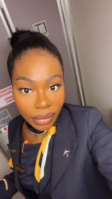 @Kellianeflies🛫