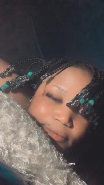 @Anikeade💕💕🥹