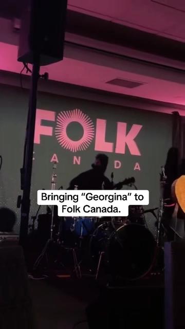 @🇨🇦 Bernadette Connors