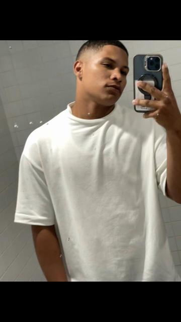 @Jhonnayker