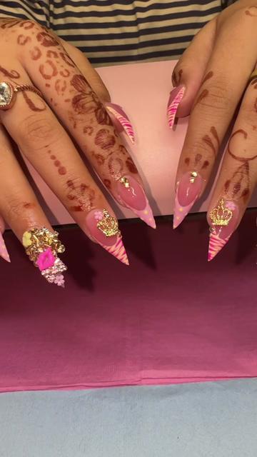 @831 NAIL TECH 🍒