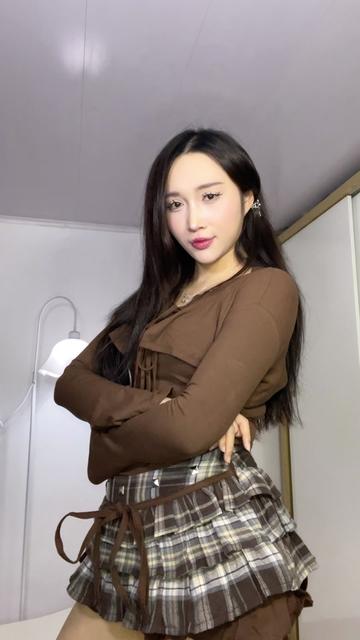 @Linhchicheese 🎀